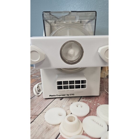 Pasta Express X2000 Electric Pasta Machine Tested - Picture 5 of 8